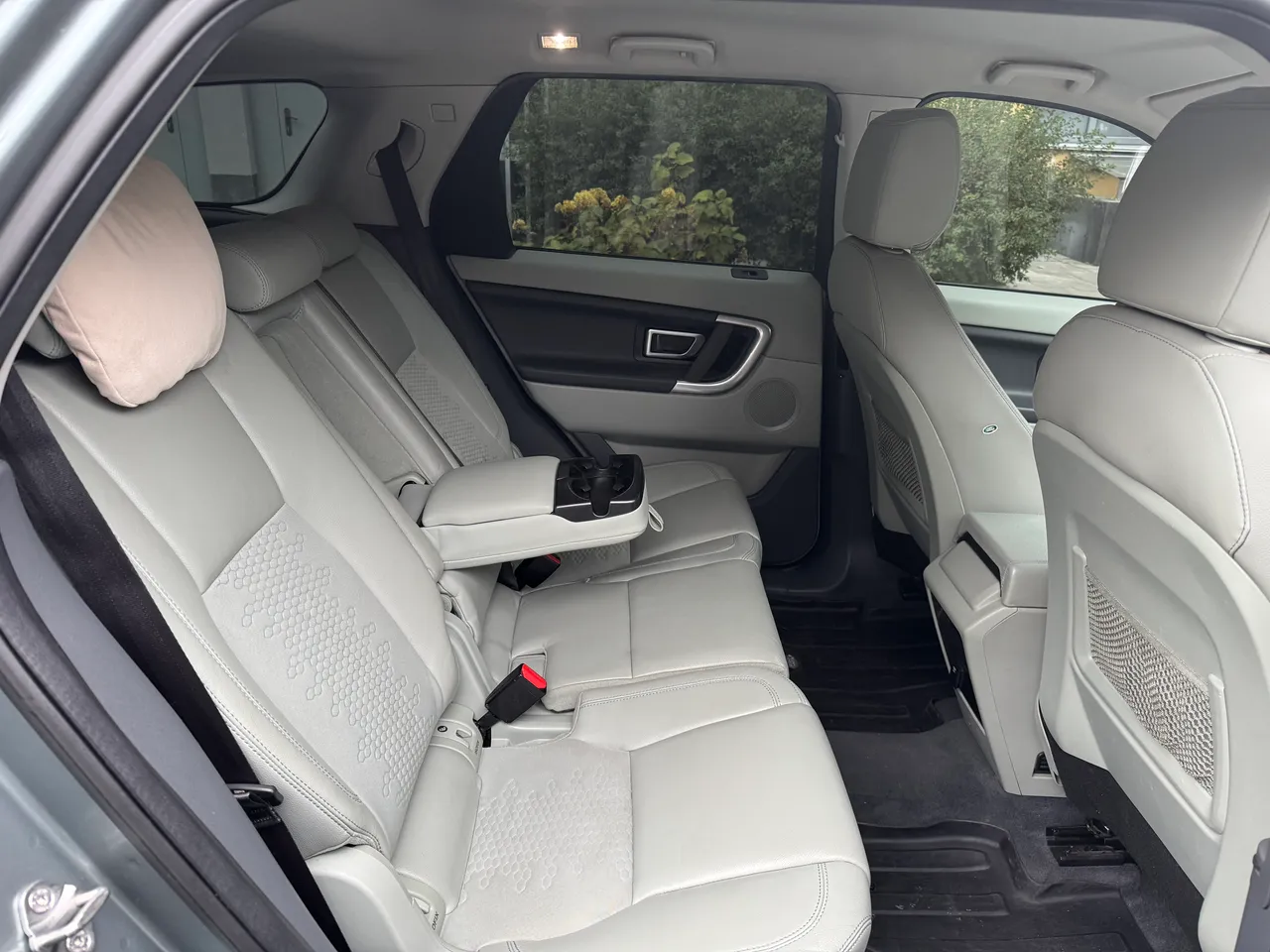 Land Rover Discovery Sport - фото 9