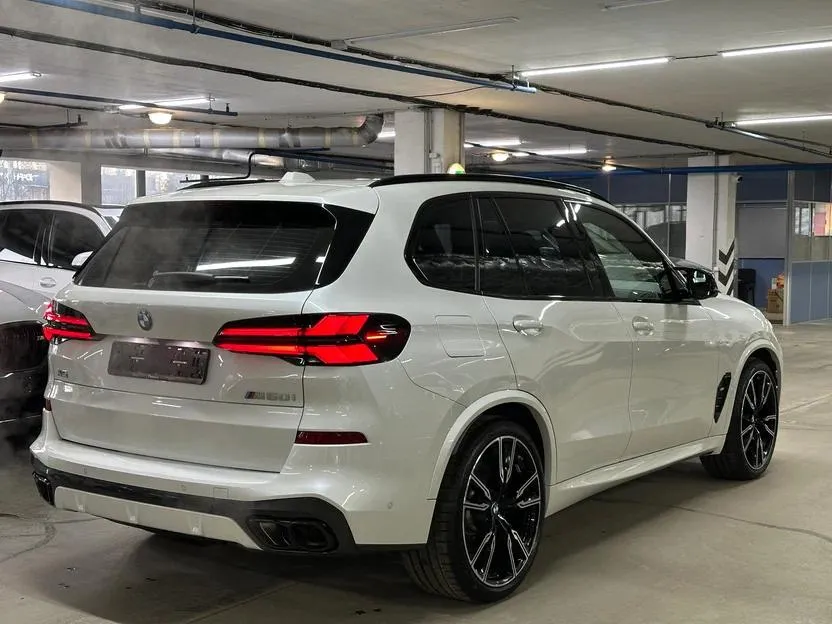 BMW X5 - фото 6
