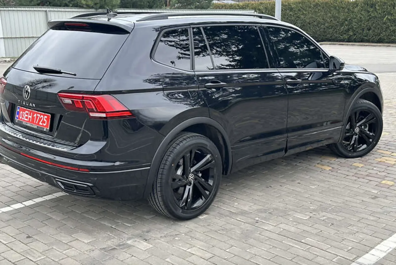 Volkswagen Tiguan R - фото 5