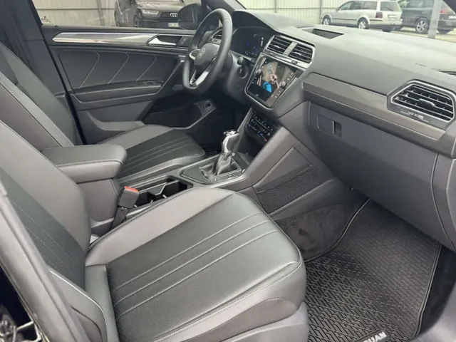Volkswagen Tiguan R - фото 2