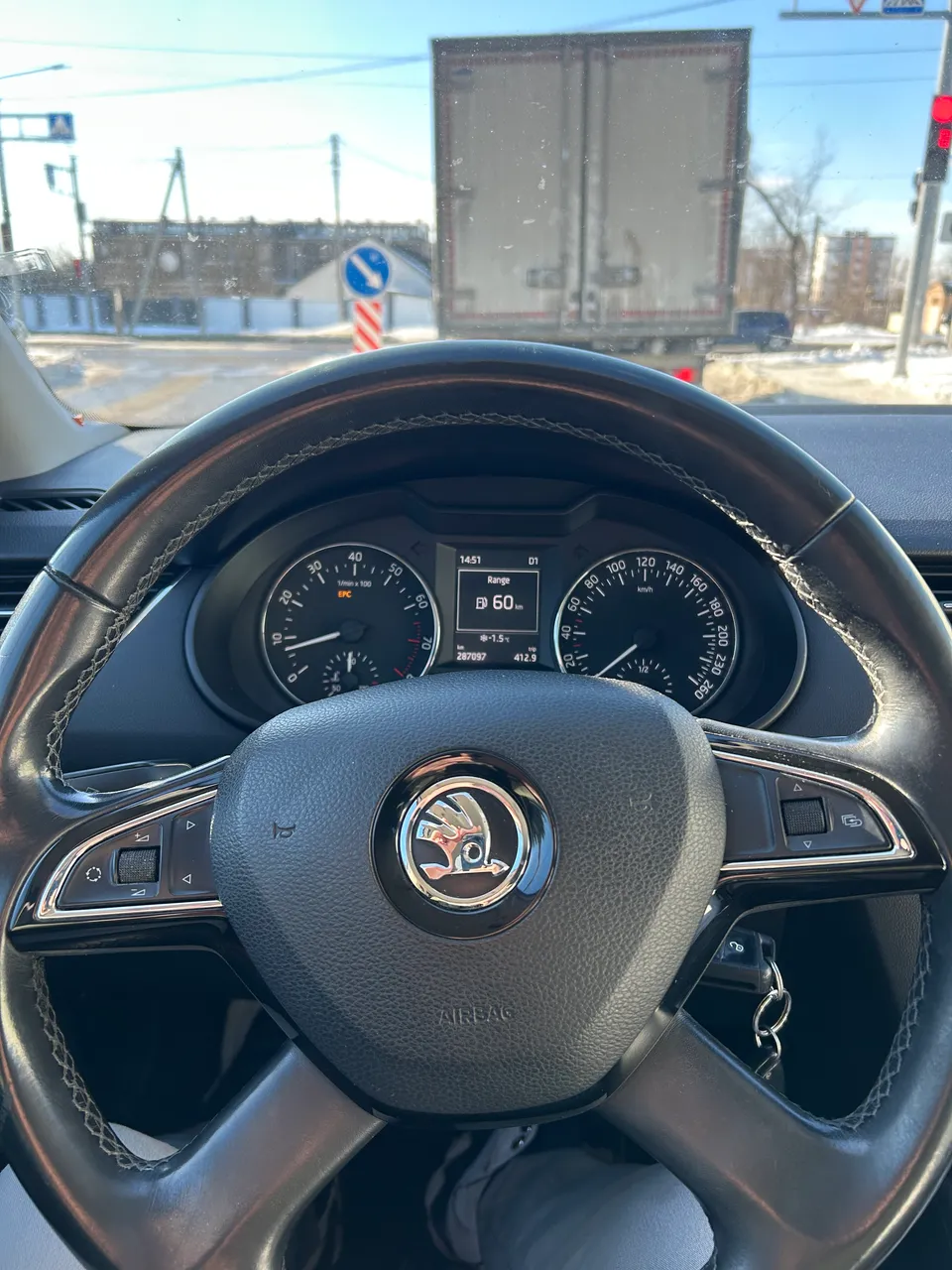 Skoda Octavia - фото 10