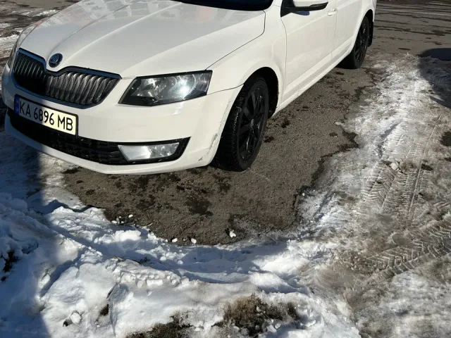 Skoda Octavia - фото 3