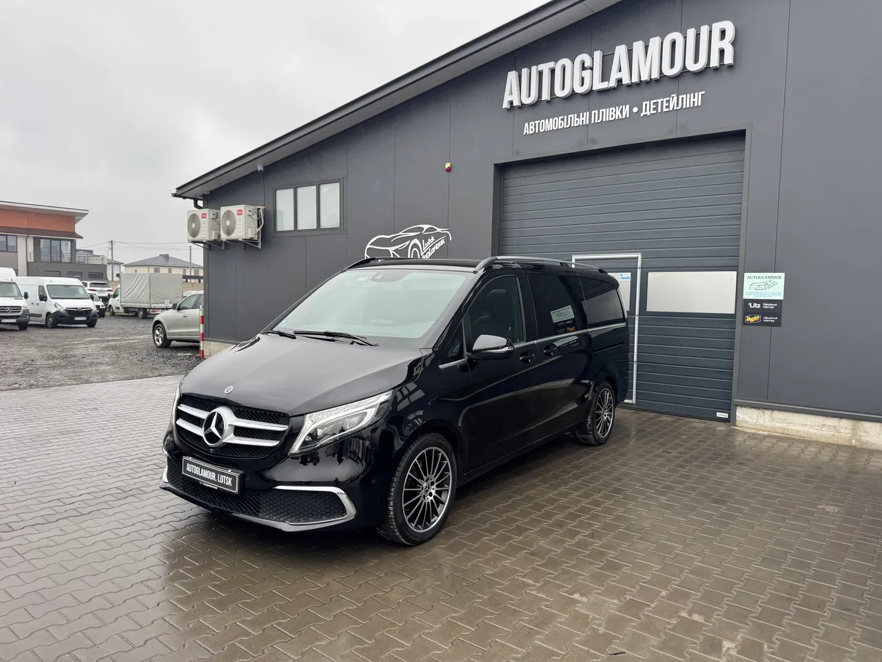 Mercedes-Benz V-Класс - фото 34