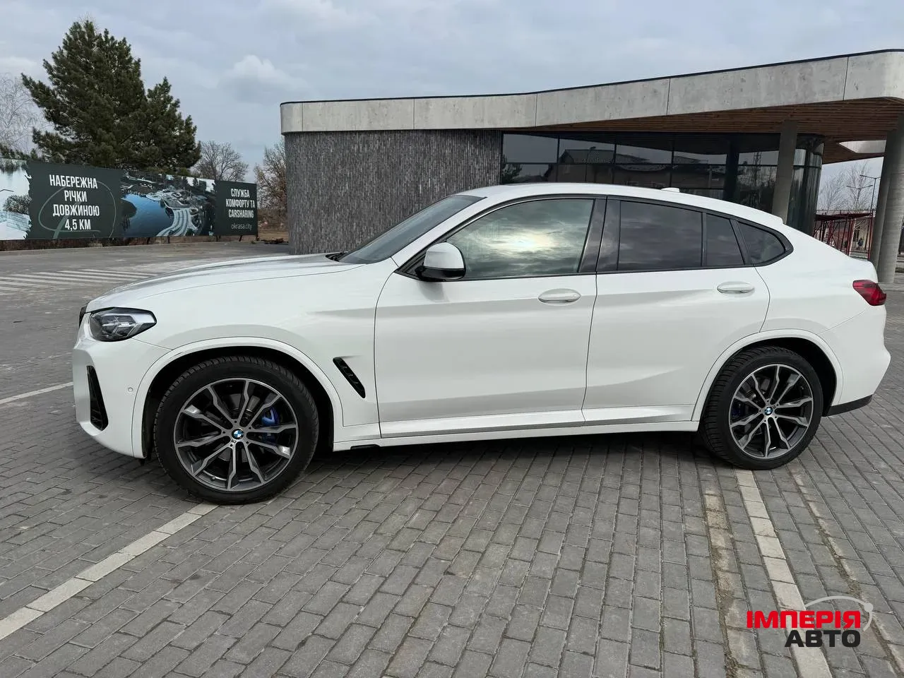 BMW X4 - фото 8