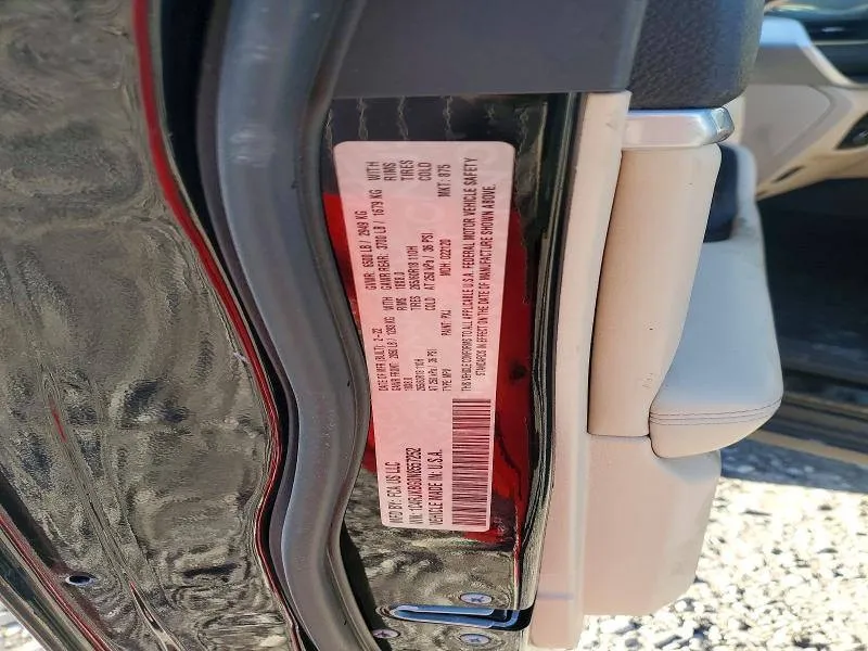 Jeep Grand Cherokee - фото 11