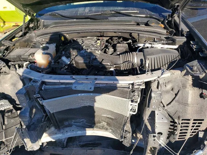 Jeep Grand Cherokee - фото 12