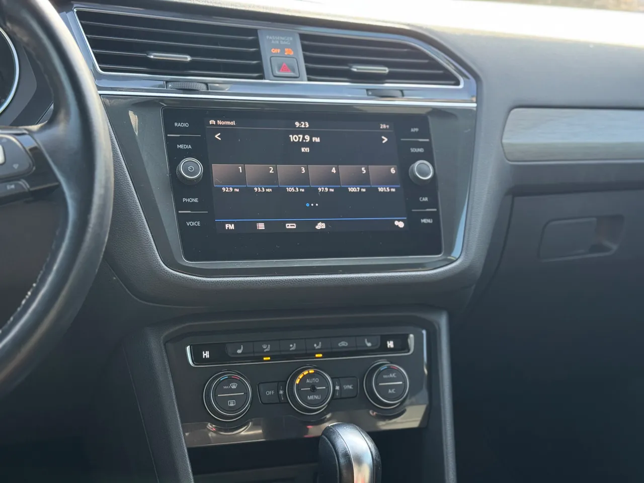 Volkswagen Tiguan - фото 22