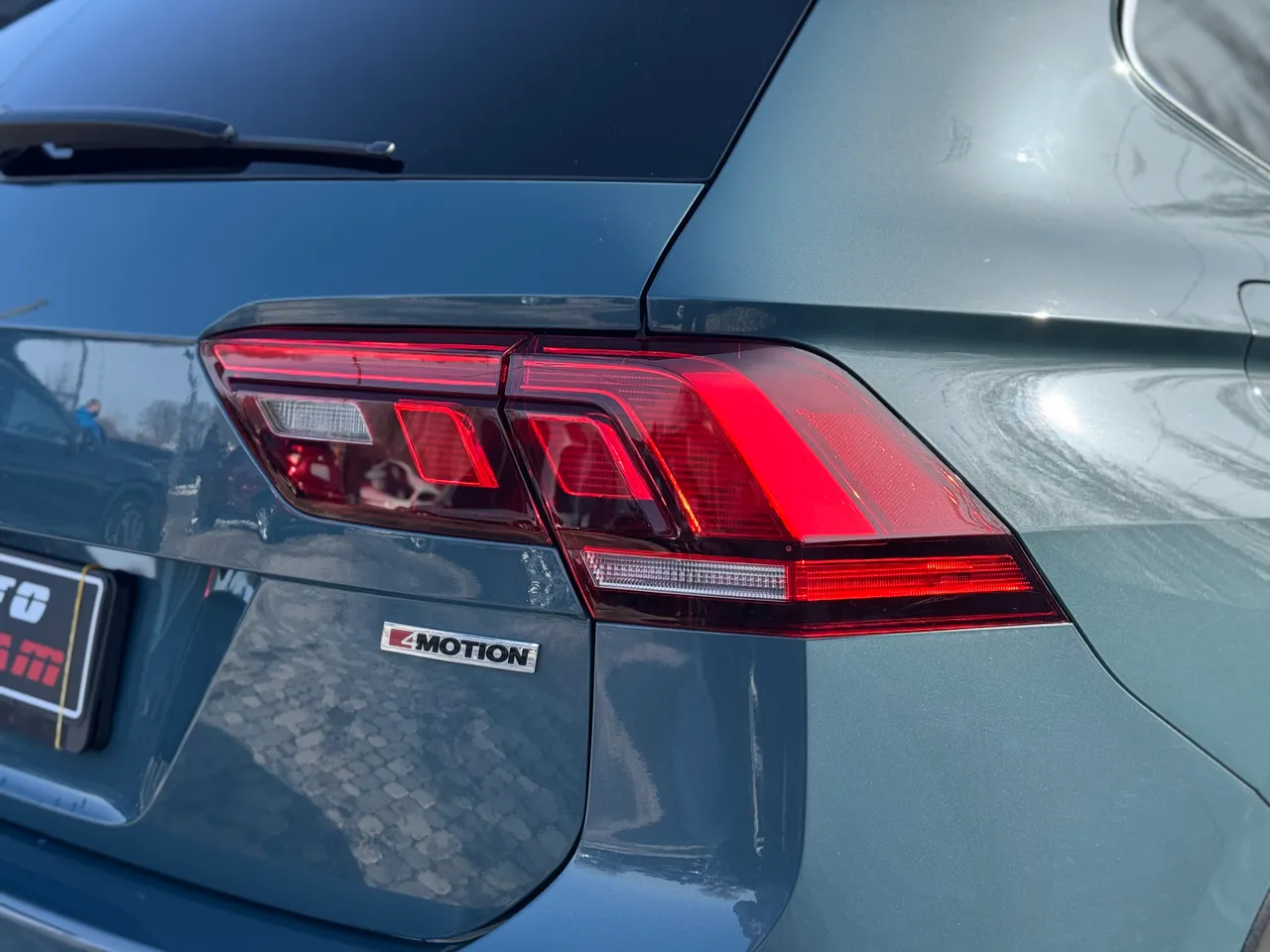 Volkswagen Tiguan - фото 13