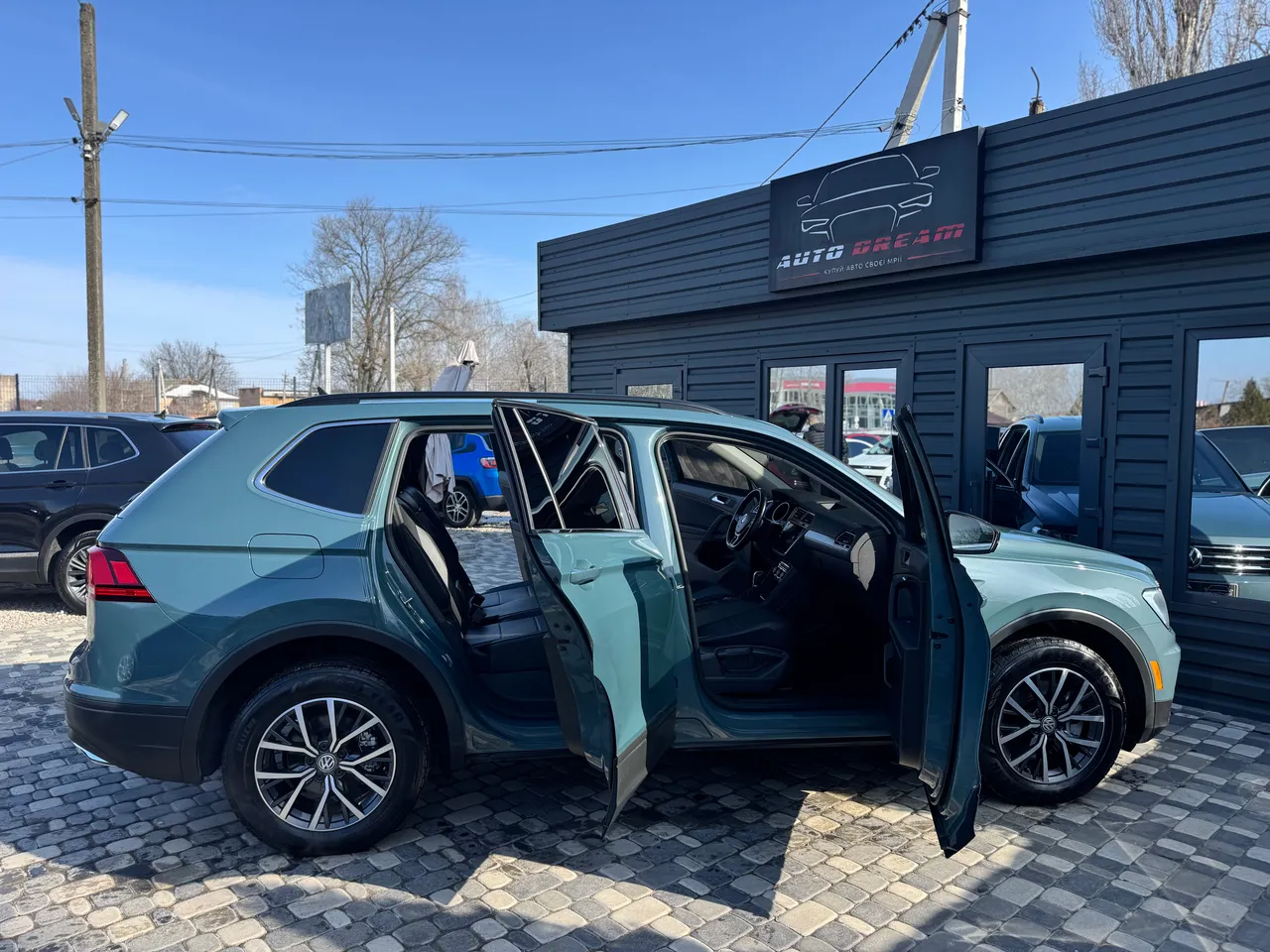 Volkswagen Tiguan - фото 15