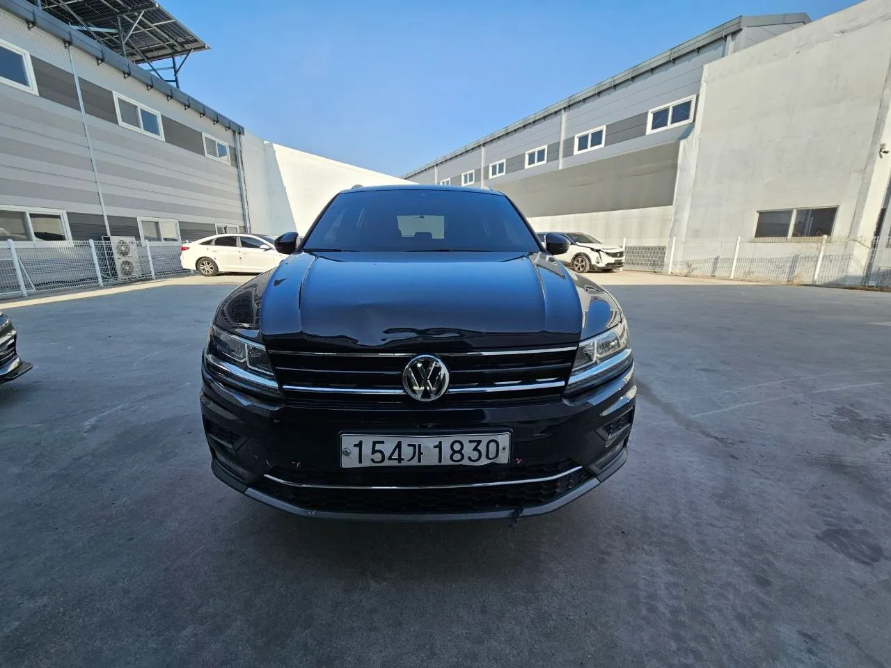 Volkswagen Tiguan - фото 2