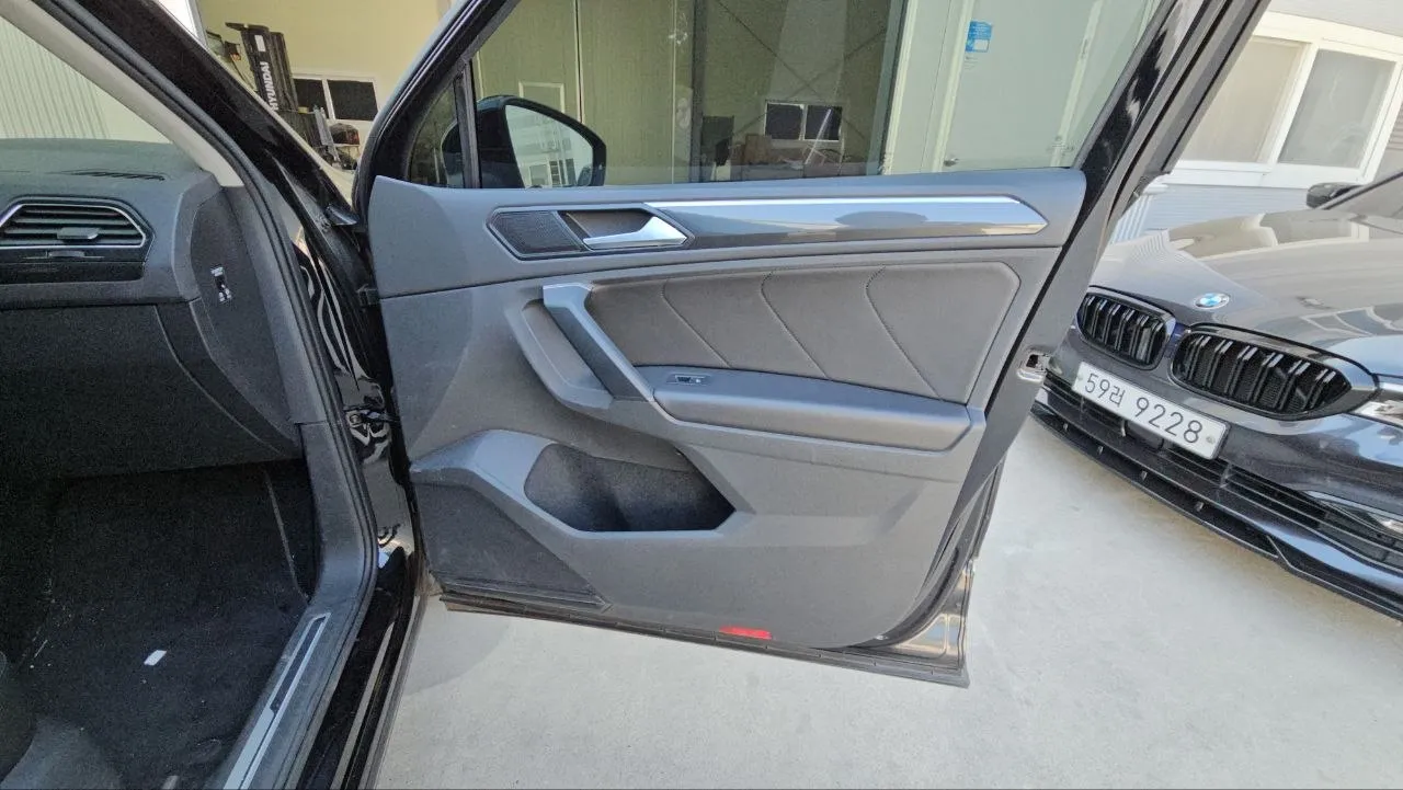 Volkswagen Tiguan - фото 9