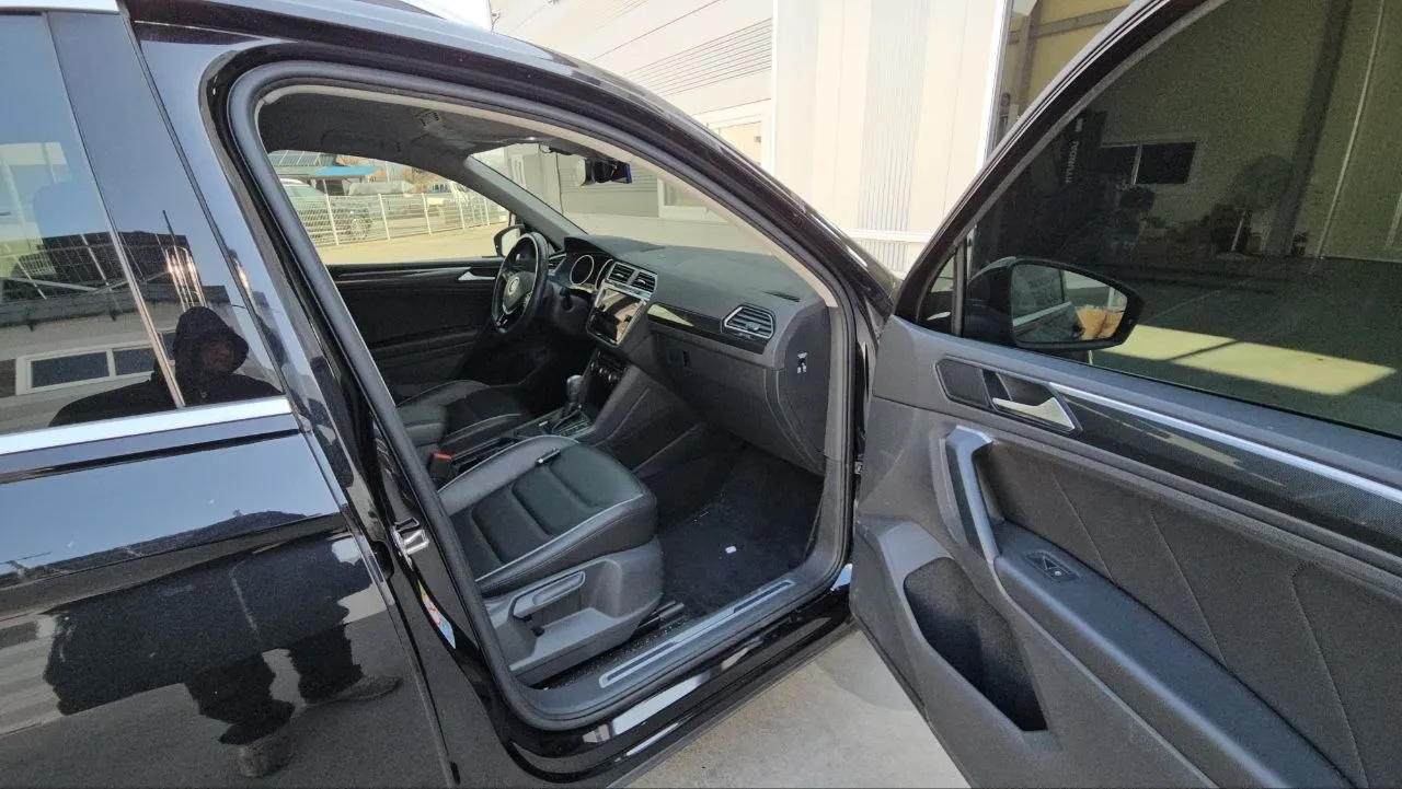 Volkswagen Tiguan - фото 10