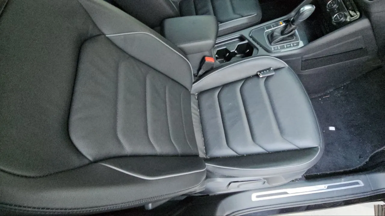 Volkswagen Tiguan - фото 16