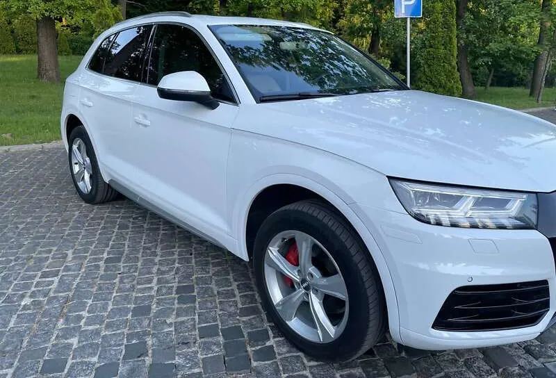 Audi Q5 - фото 7