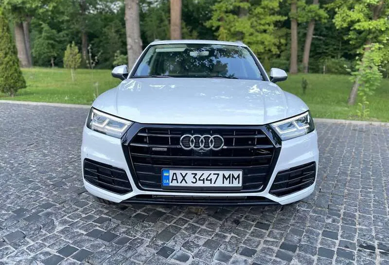 Audi Q5 - фото 2