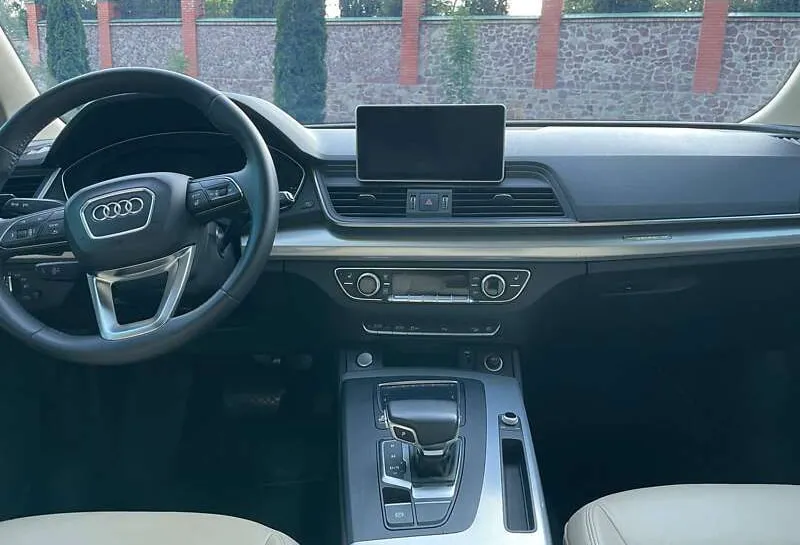 Audi Q5 - фото 22