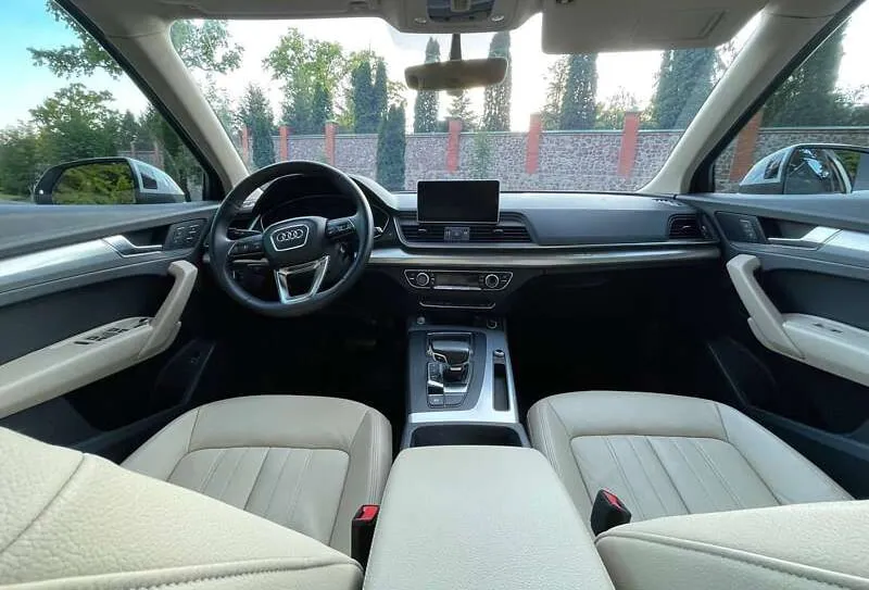 Audi Q5 - фото 23