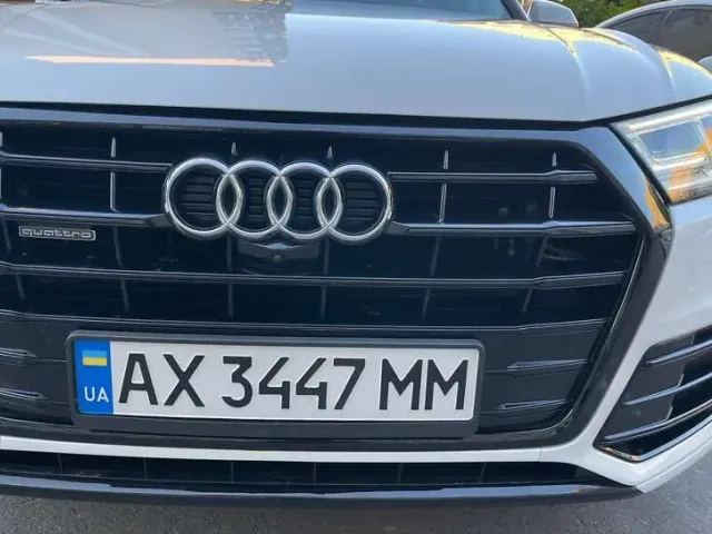 Audi Q5 - фото 4