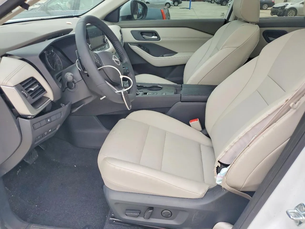 Nissan Rogue - фото 7