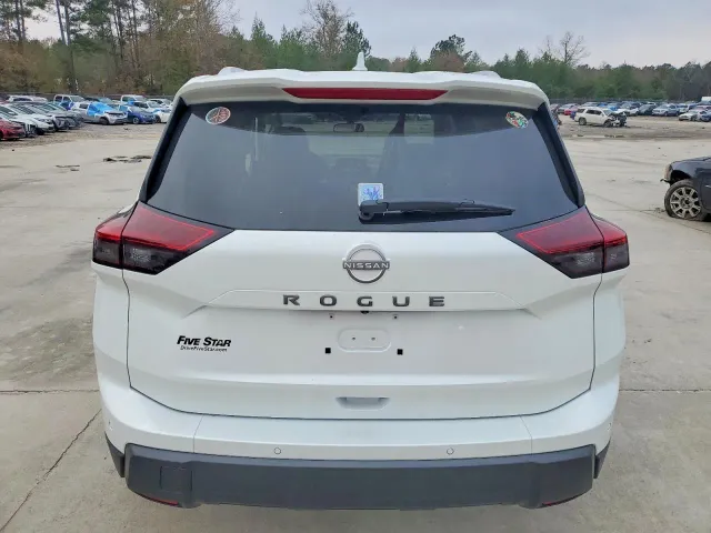 Nissan Rogue - фото 5