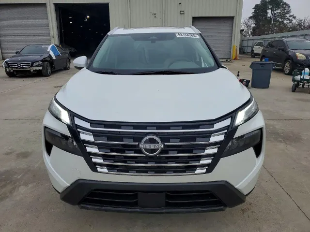 Nissan Rogue - фото 2