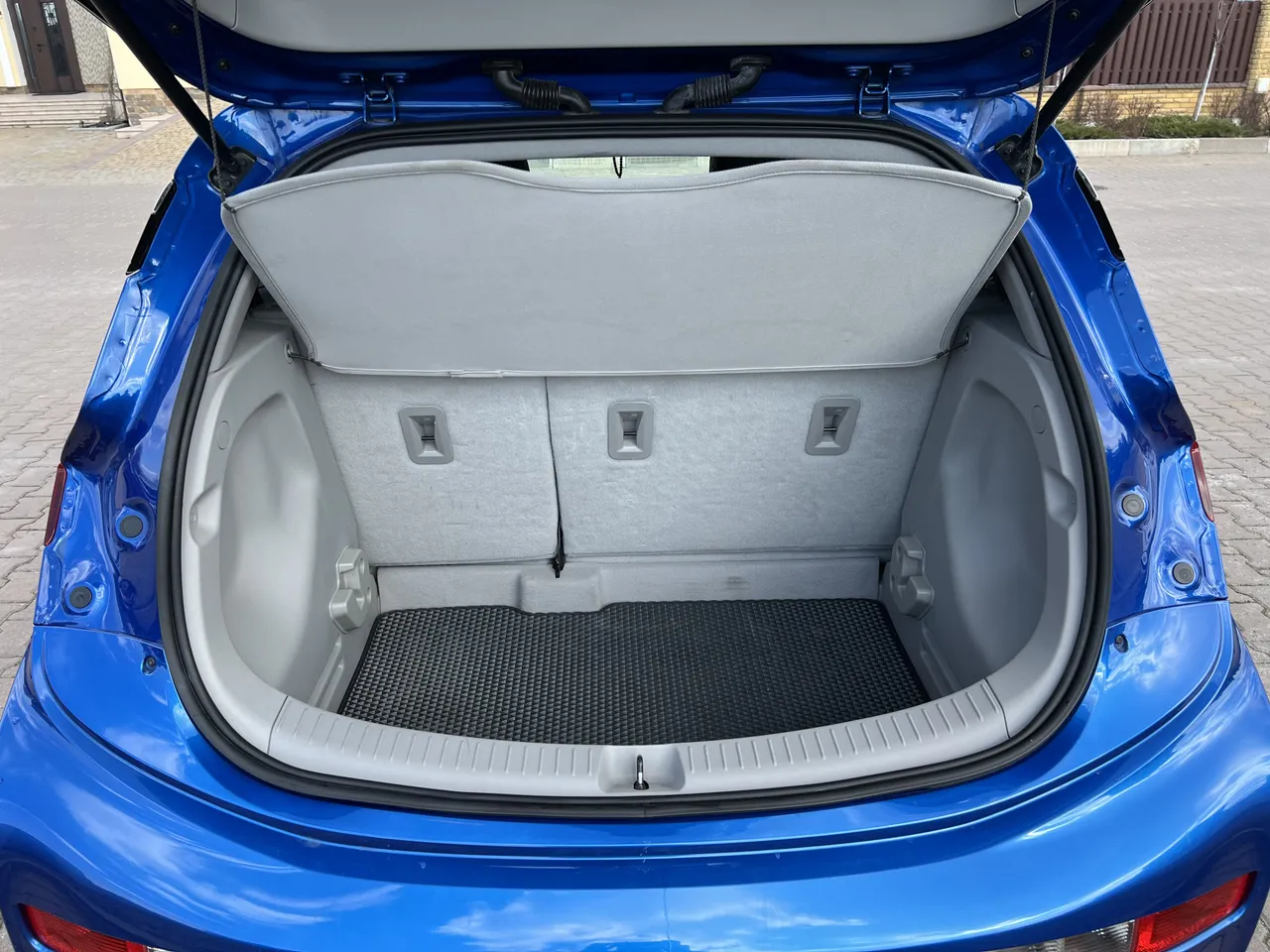 Chevrolet Bolt - фото 11