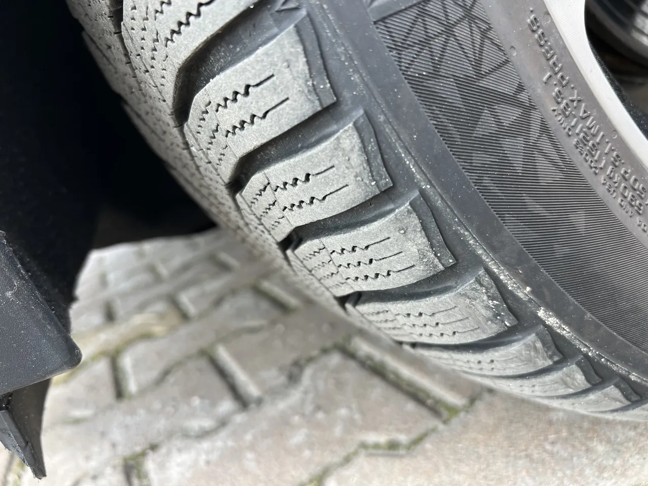 Chevrolet Bolt - фото 27