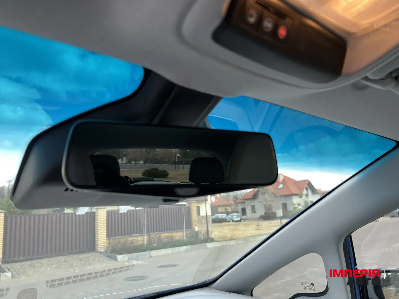 Chevrolet Bolt - фото 16