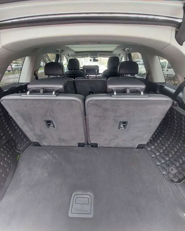 Audi Q7 - фото 37
