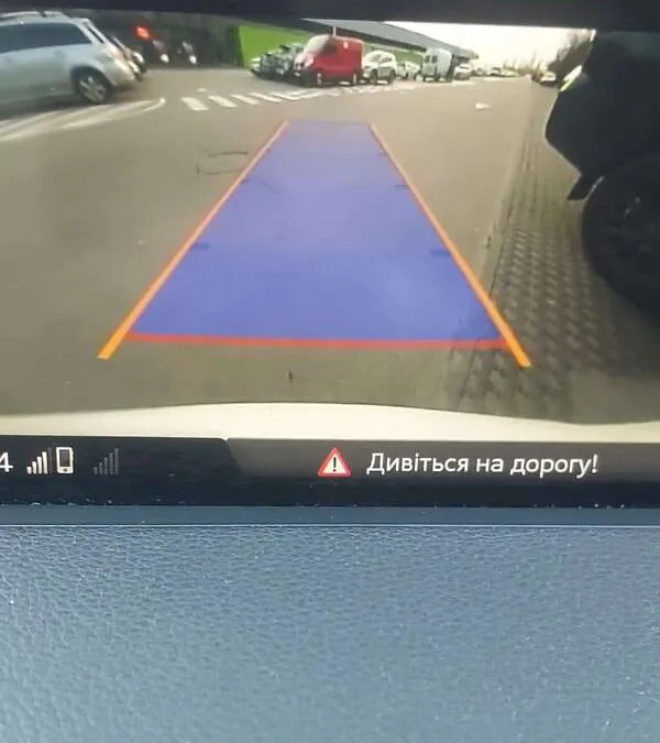 Audi Q7 - фото 29