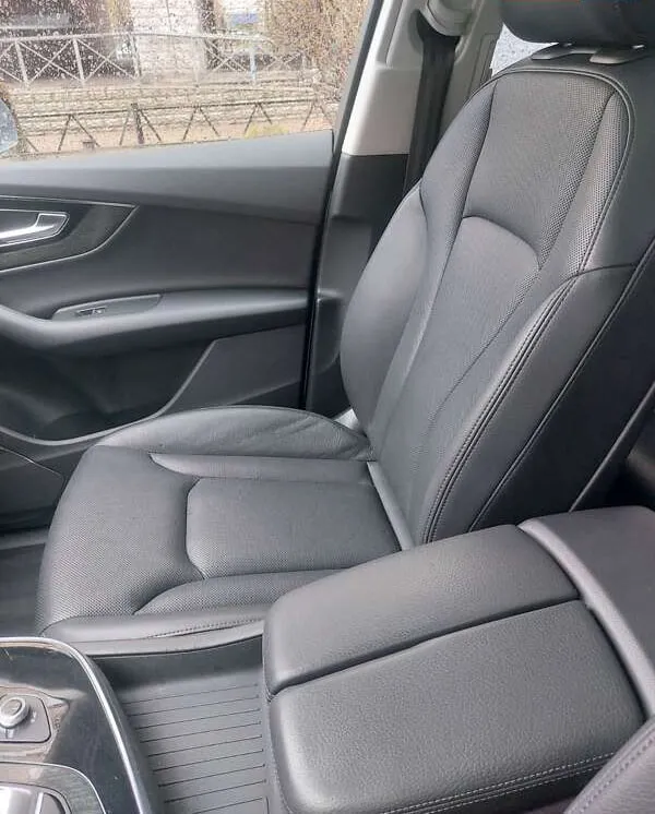 Audi Q7 - фото 36