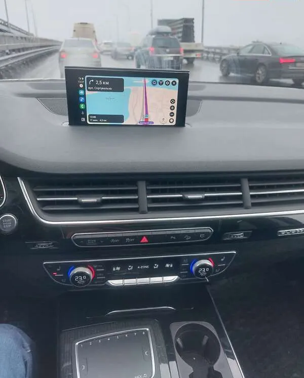 Audi Q7 - фото 34