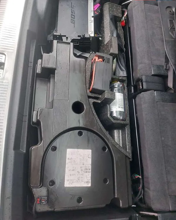 Audi Q7 - фото 24