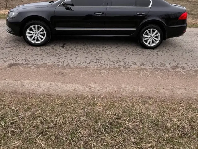 Skoda Superb - фото 2
