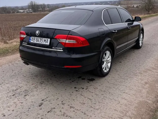 Skoda Superb - фото 5