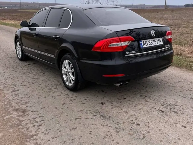 Skoda Superb - фото 3