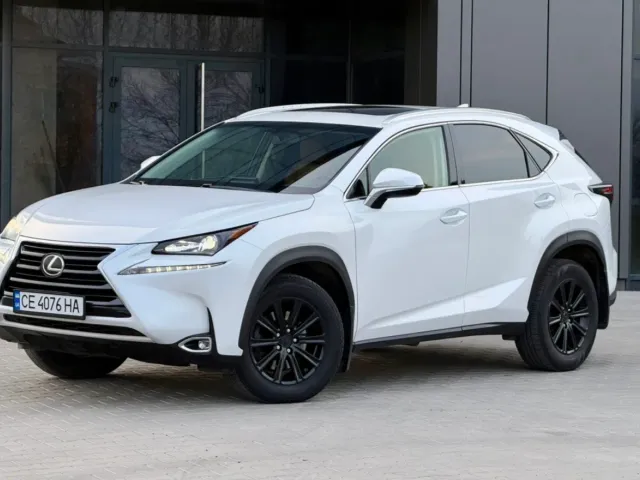 Lexus NX - фото 2