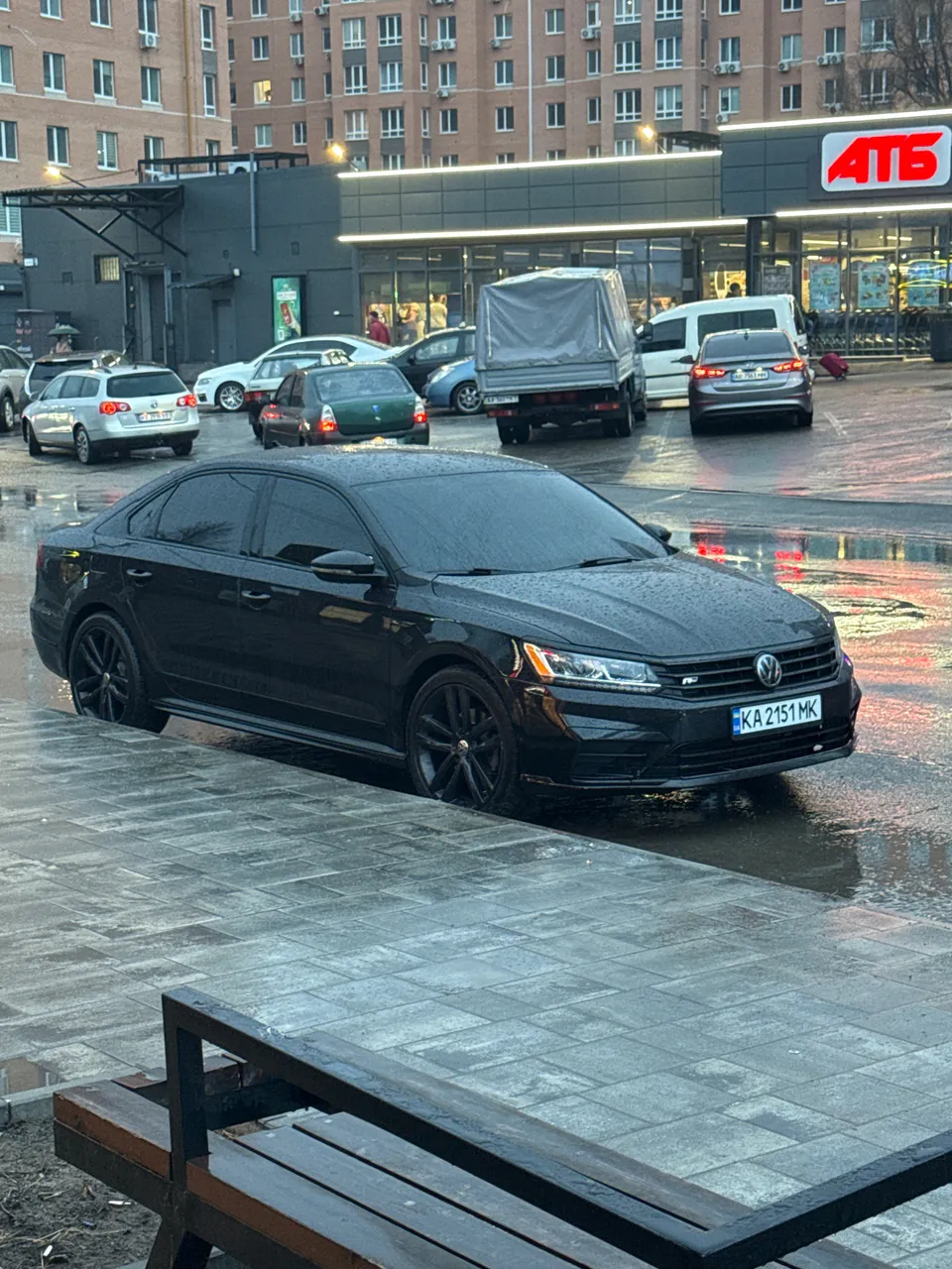 Volkswagen Passat - фото 1