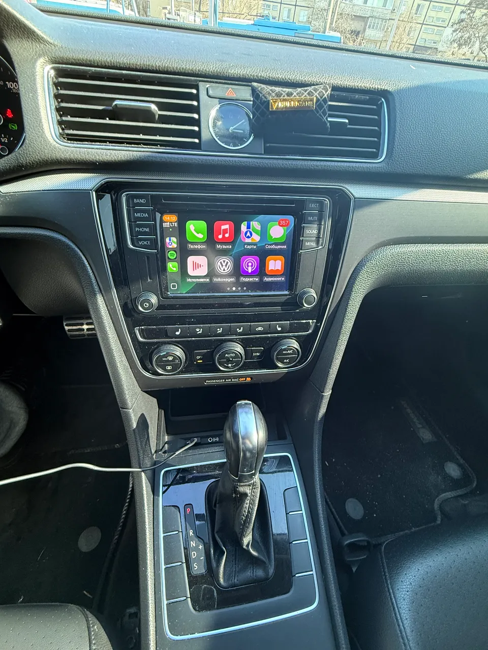 Volkswagen Passat - фото 11