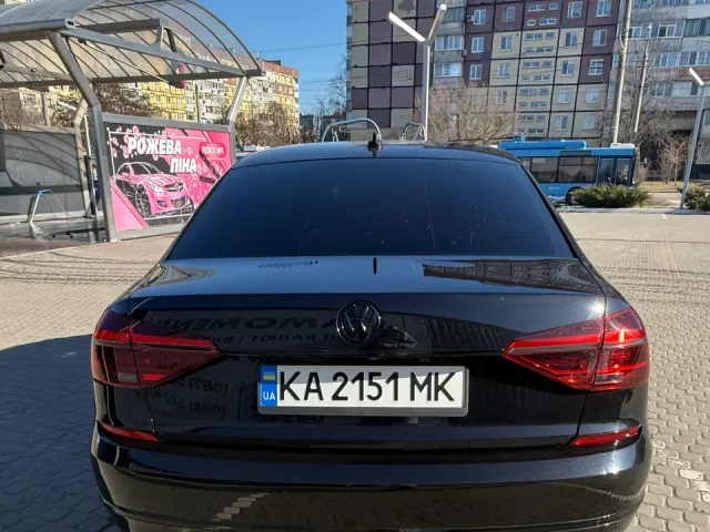 Volkswagen Passat - фото 4