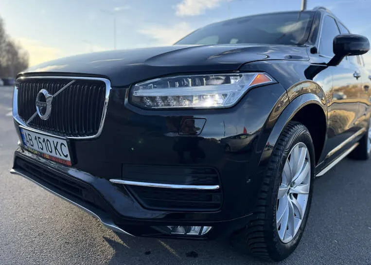 Volvo XC90 - фото 7
