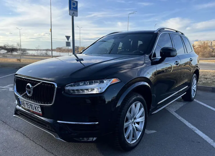 Volvo XC90 - фото 3