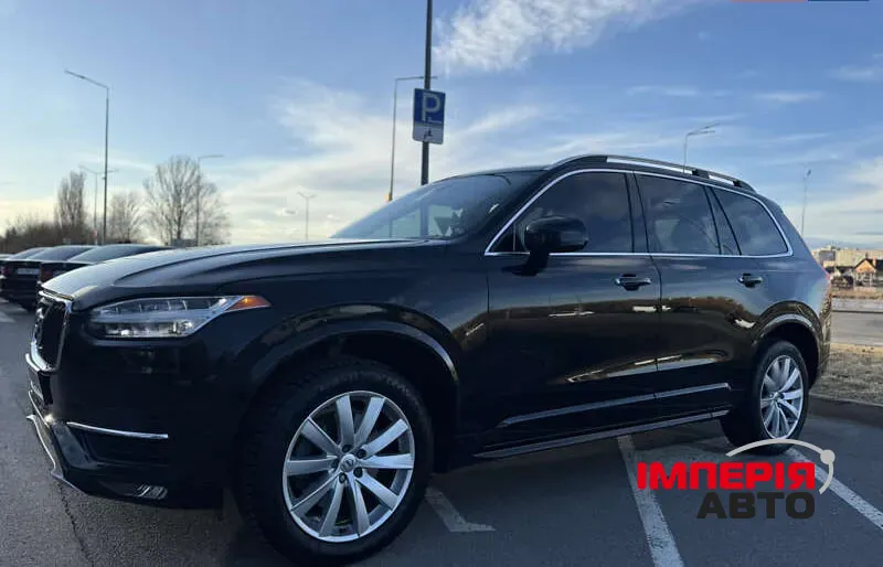 Volvo XC90 - фото 6