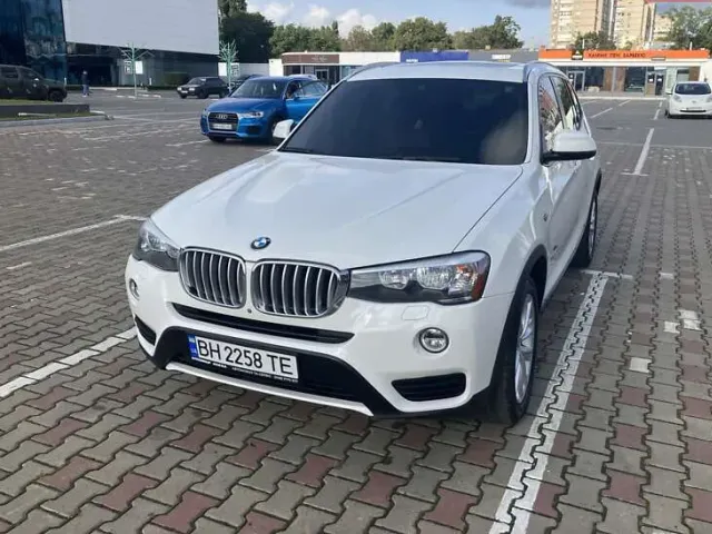 BMW X3 - фото 1
