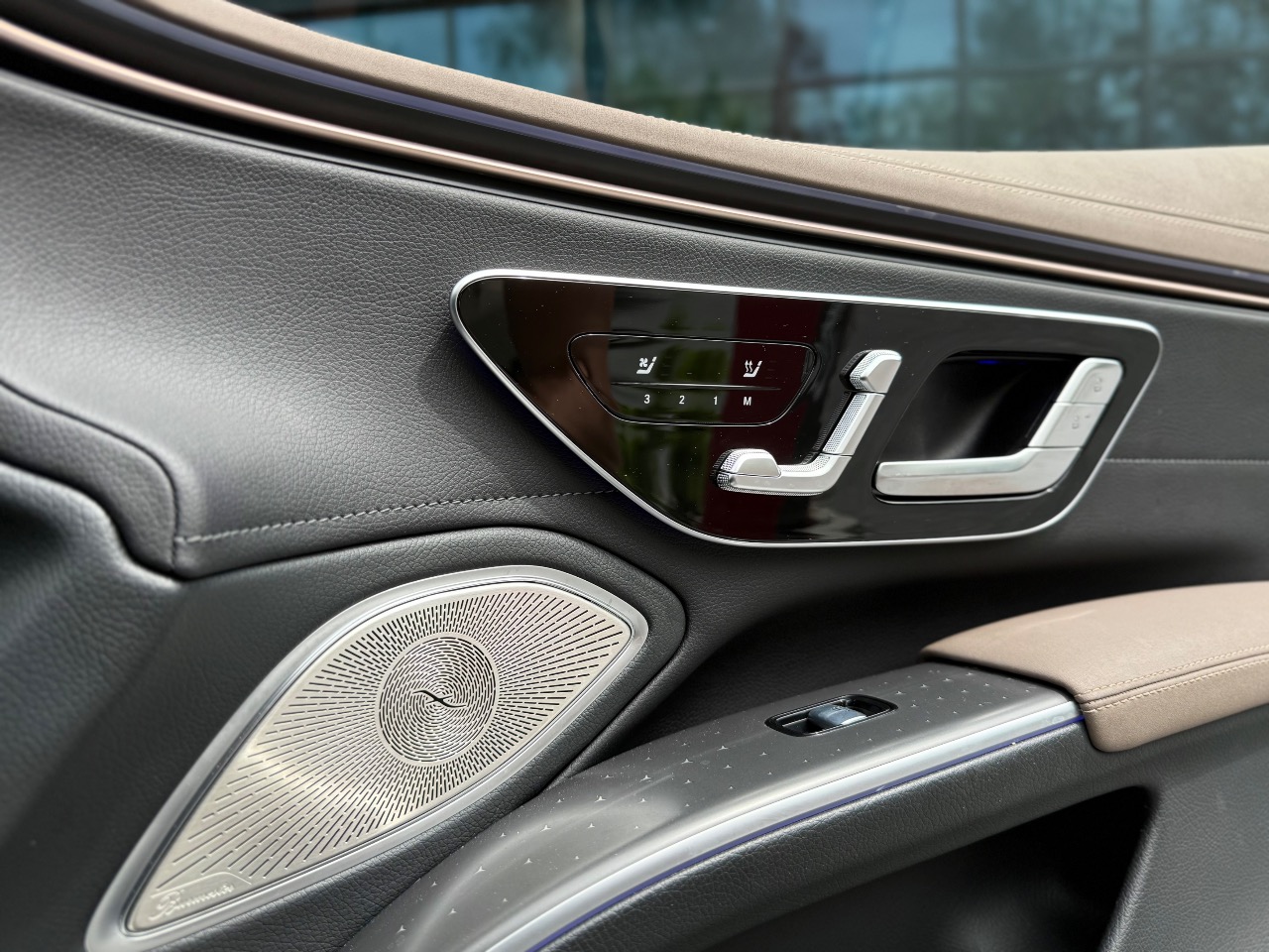 Mercedes-Benz EQS - фото 32