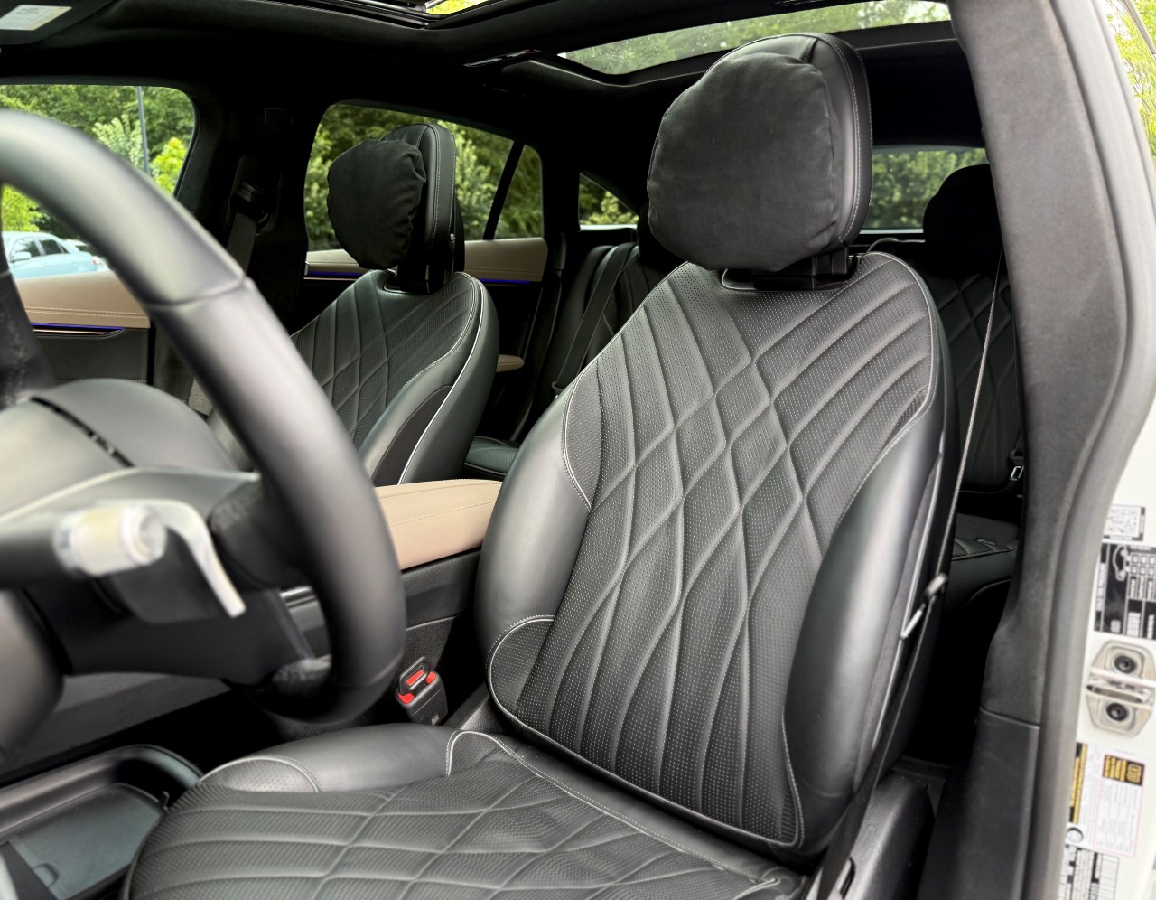 Mercedes-Benz EQS - фото 16