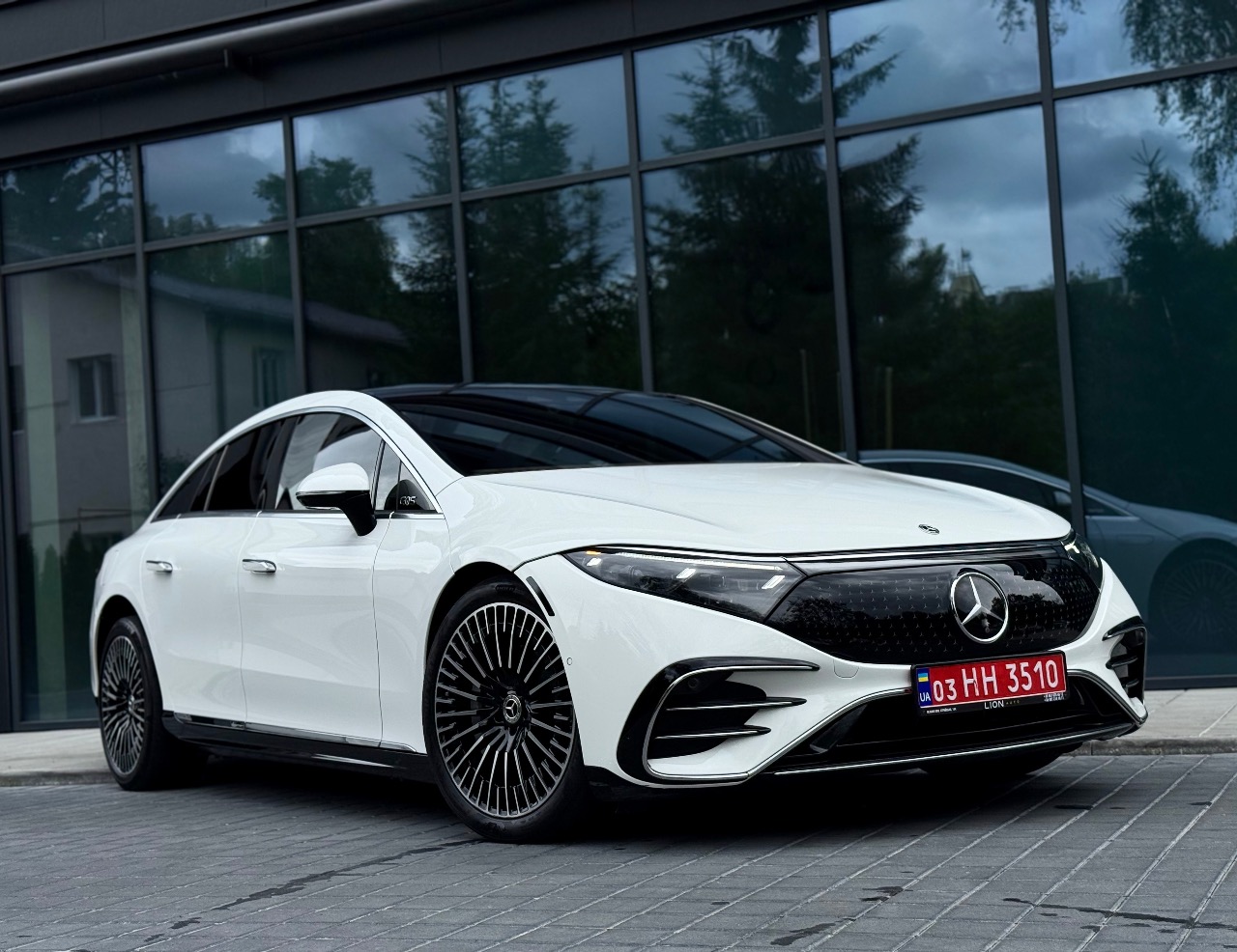 Mercedes-Benz EQS - фото 8