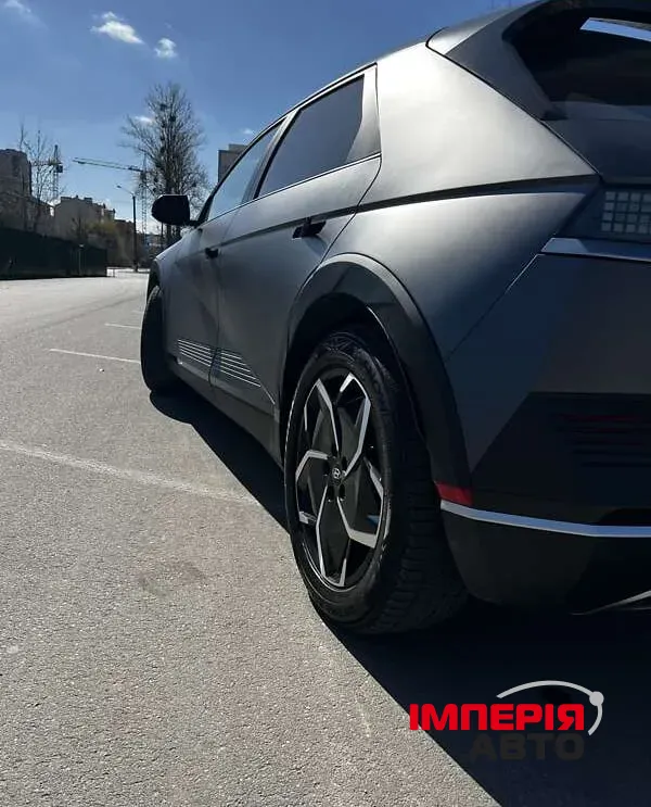 Hyundai IONIQ 5 - фото 16