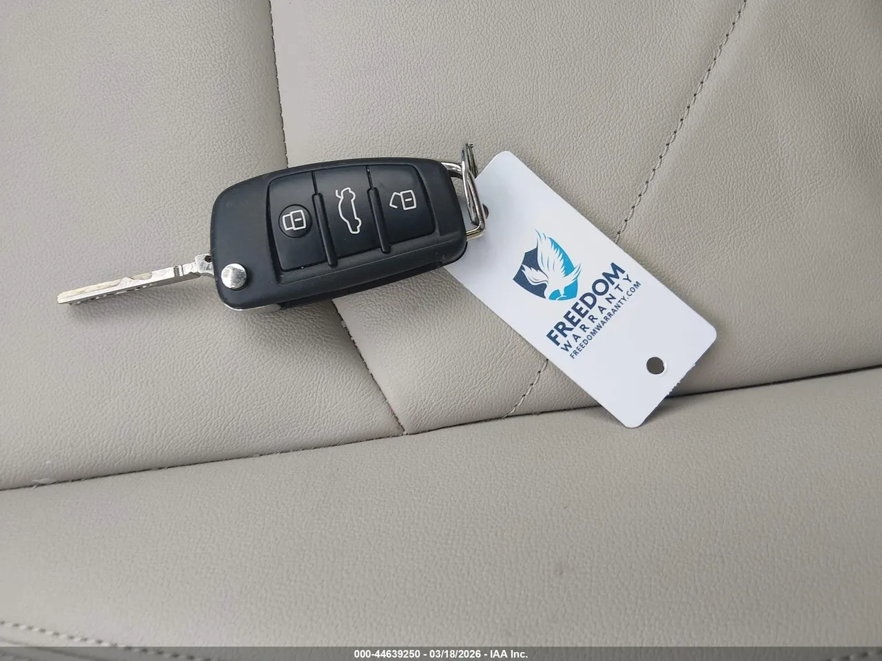 Audi Q3 - фото 10