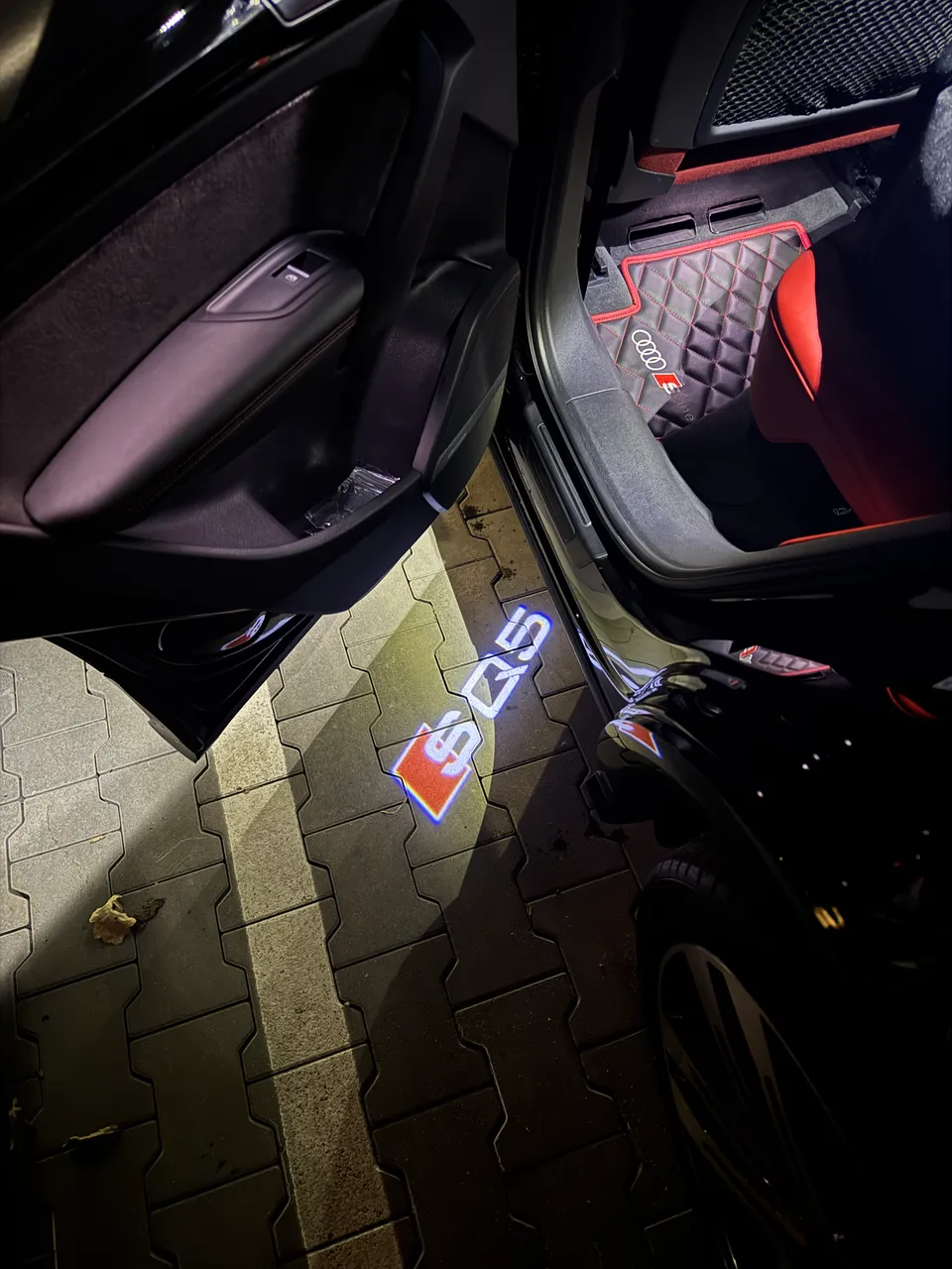 Audi SQ5 - фото 22